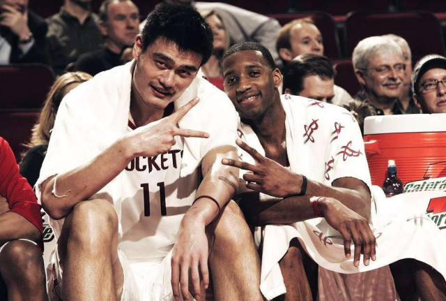 由强势方主 由强势方主